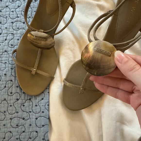 NINE WEST Tan Strappy Embellished Heel With Ankle Strap Size 8 Casual comfort - Picture 2 of 6